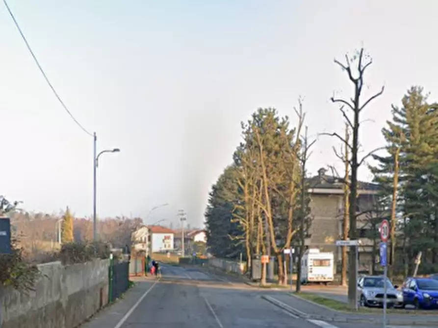 Immagine 14 di Appartamento in vendita  in Via Trieste a Figino Serenza