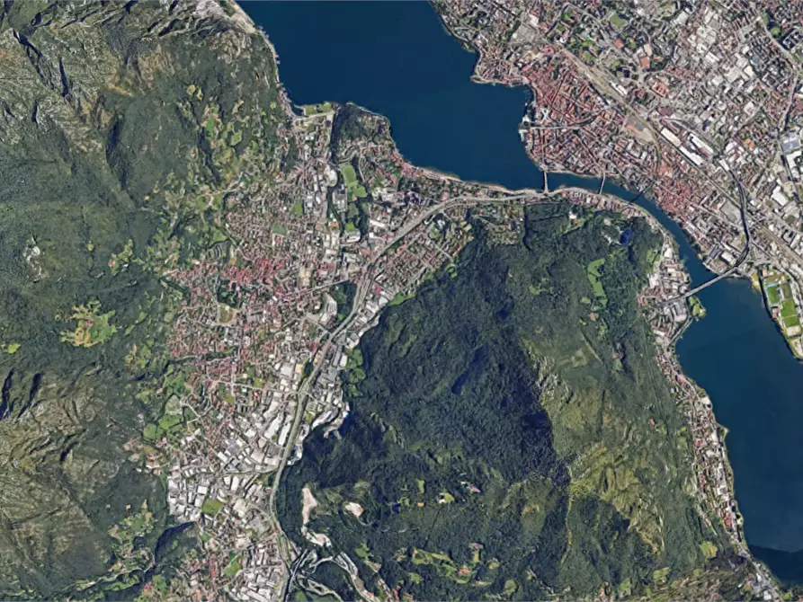 Immagine 23 di Appartamento in vendita  in Via Renzo e Lucia a Valmadrera