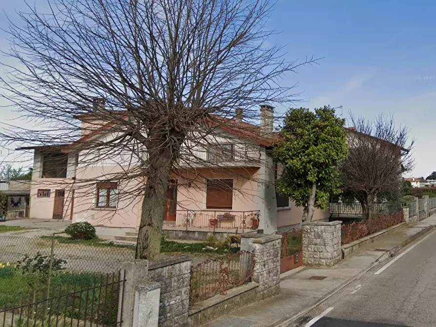 Immagine 16 di Casa indipendente in vendita  in Via Roma a Chiopris Viscone