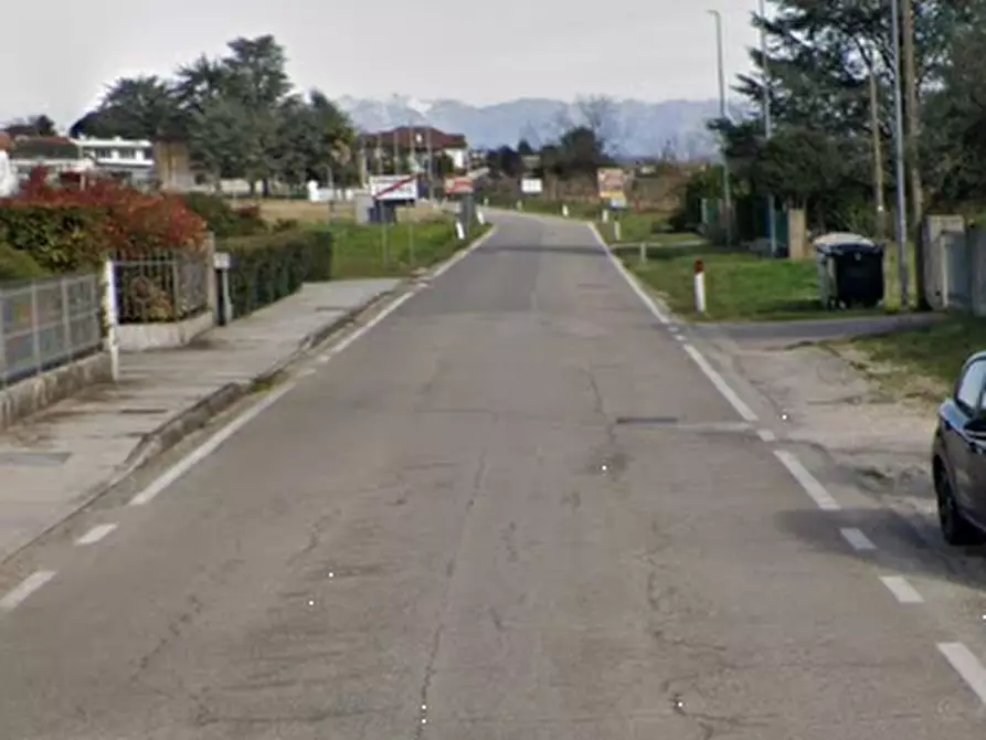 Immagine 18 di Casa indipendente in vendita  in Via Roma a Chiopris Viscone