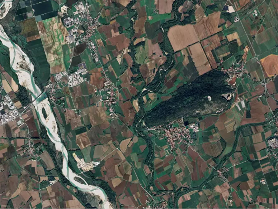 Immagine 24 di Casa indipendente in vendita  in Via Roma a Chiopris Viscone