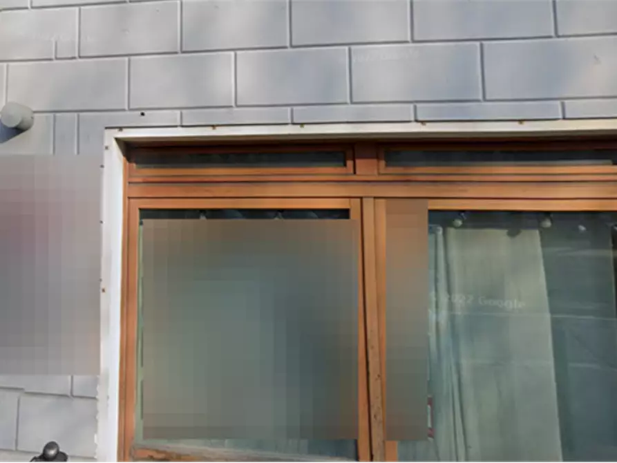 Immagine 10 di Negozio in vendita  in Via E. Schivardi a Romano Di Lombardia