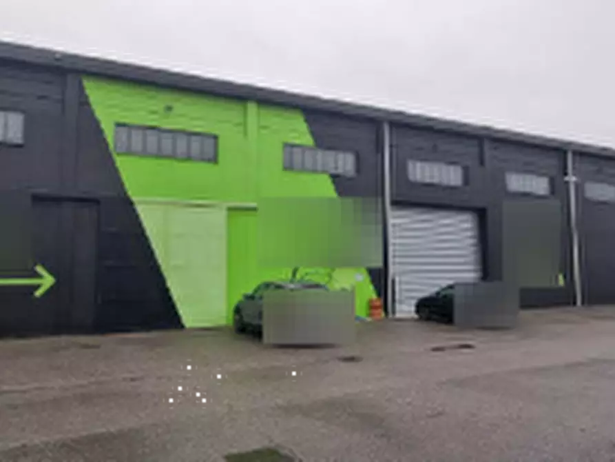 Immagine 4 di Capannone industriale in vendita  in Via Milano  a Calvenzano