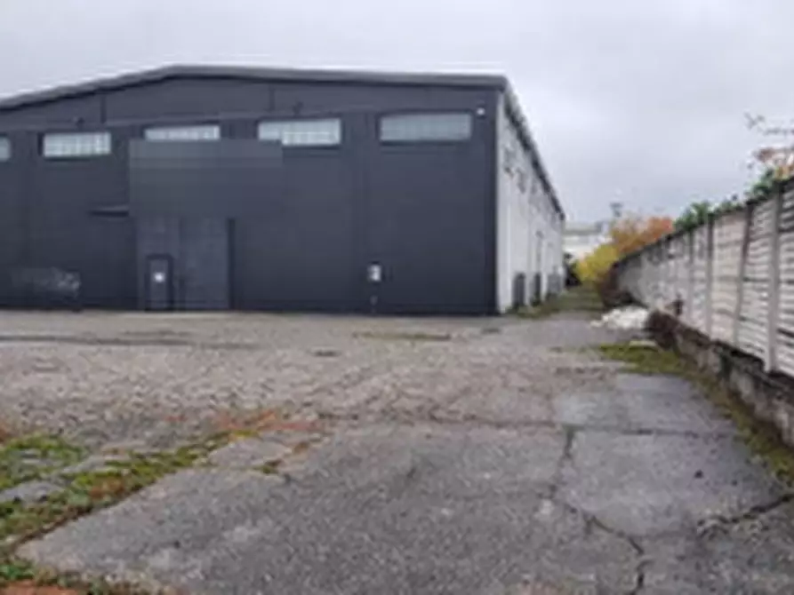 Immagine 5 di Capannone industriale in vendita  in Via Milano  a Calvenzano