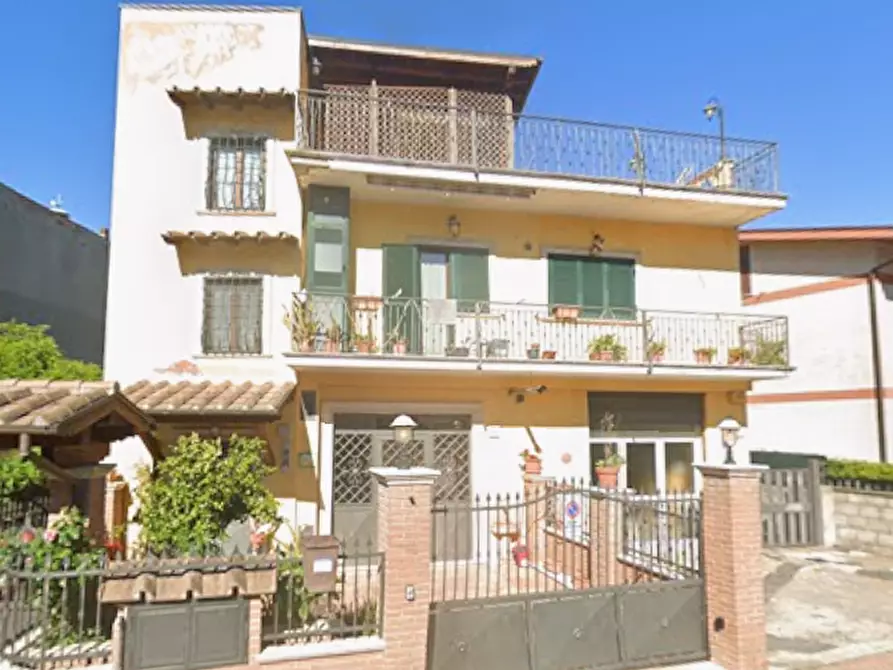 Immagine 6 di Appartamento in vendita  in Via Enrico Toti a San Cesareo