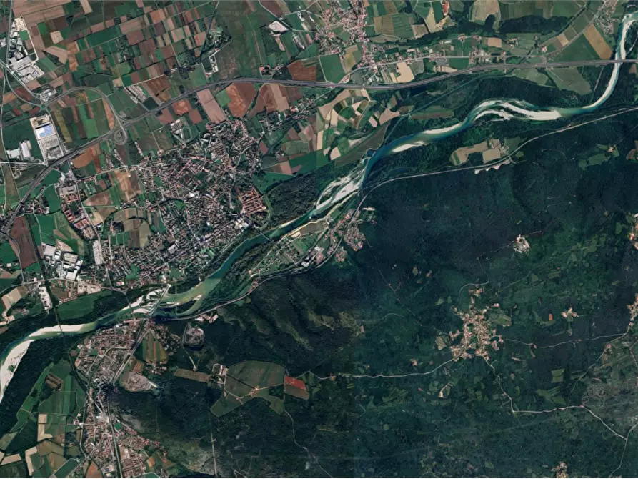 Immagine 16 di Appartamento in vendita  in Via Cesare Battisti  a Gradisca D'isonzo