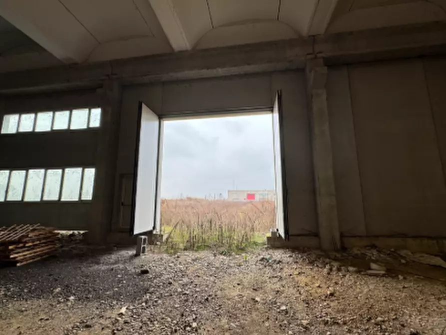 Immagine 3 di Capannone industriale in vendita  in Via della Lira Italiana a Pagazzano