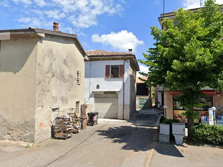 Immagine 9 di Negozio in vendita  in Via Emilia Ovest  a Rottofreno