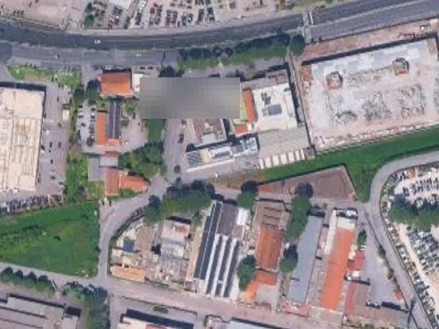 Immagine 9 di Posto auto in vendita  in Via Tiburtina a Roma