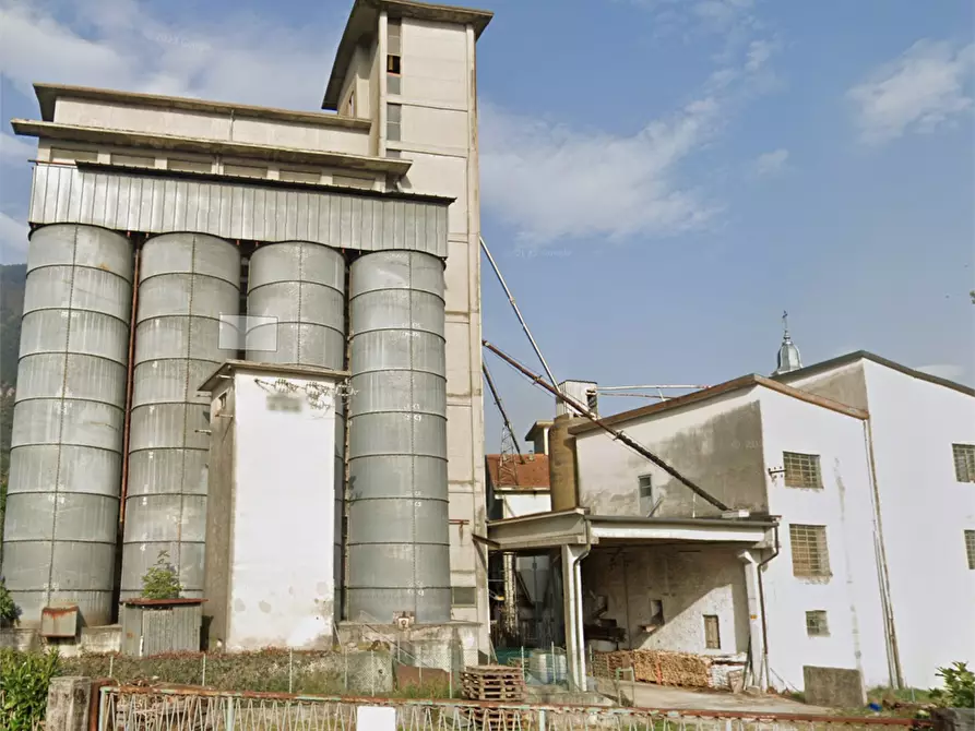 Immagine 3 di Capannone industriale in vendita  in Via della Stamperia  a Santorso