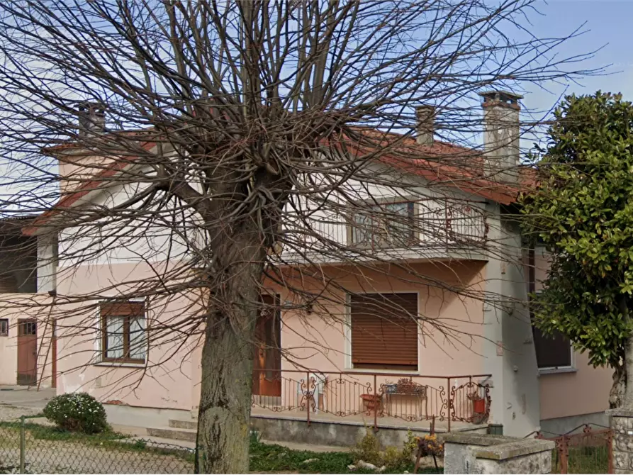 Immagine 6 di Casa indipendente in vendita  in Via Roma a Chiopris Viscone