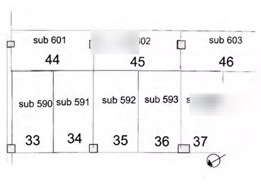 Immagine 13 di Posto auto in vendita  in Via Tiburtina a Roma
