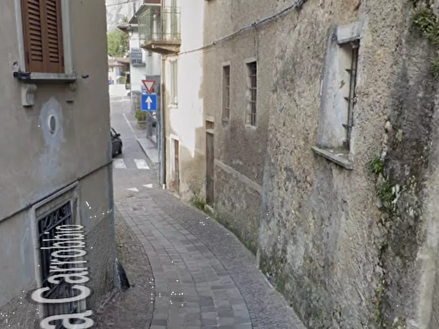 Immagine 14 di Appartamento in vendita  in Via Carrobbio a Cremeno