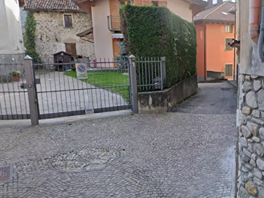 Immagine 15 di Appartamento in vendita  in Via Carrobbio a Cremeno