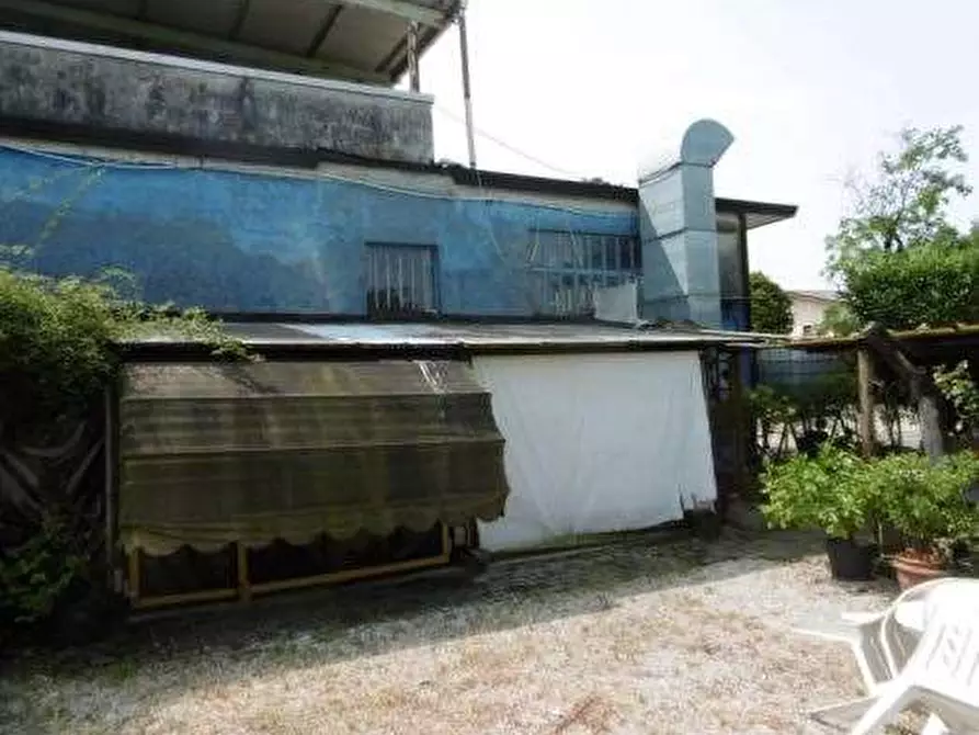 Immagine 6 di Laboratorio in vendita  in Via Broggia  a Arzignano