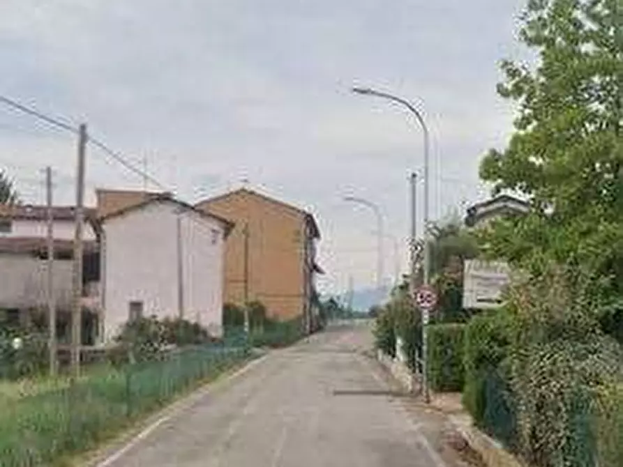 Immagine 13 di Laboratorio in vendita  in Via Broggia  a Arzignano