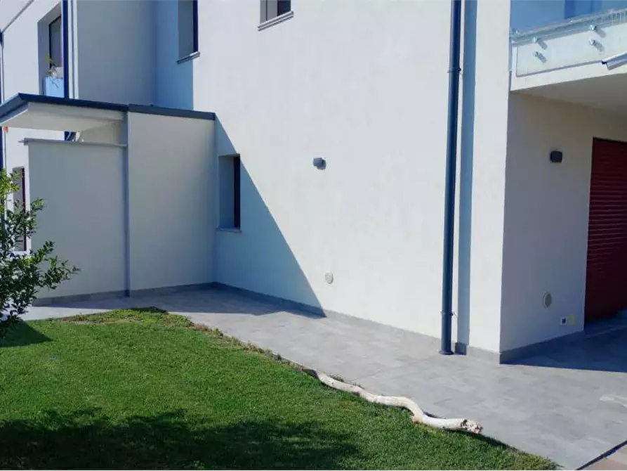 Immagine 2 di Casa bifamiliare in vendita  in Via San Vito a Ronchi Dei Legionari