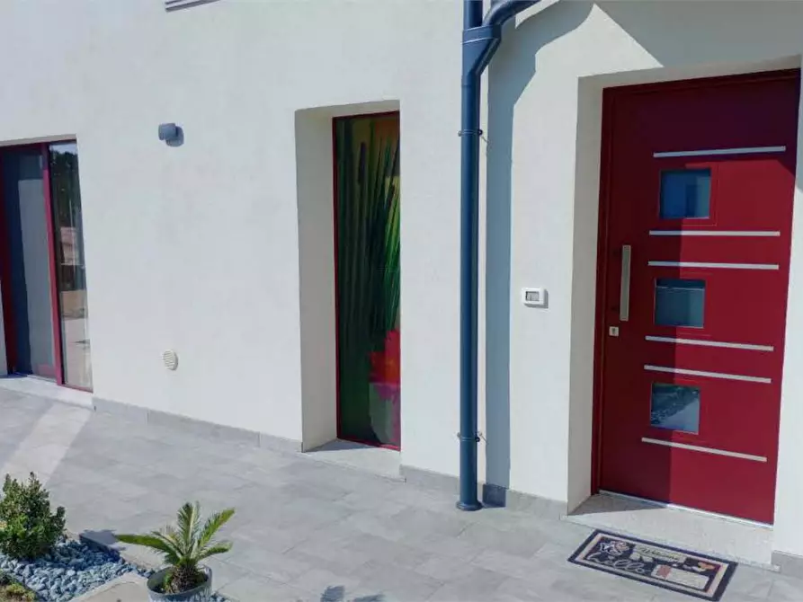 Immagine 3 di Casa bifamiliare in vendita  in Via San Vito a Ronchi Dei Legionari