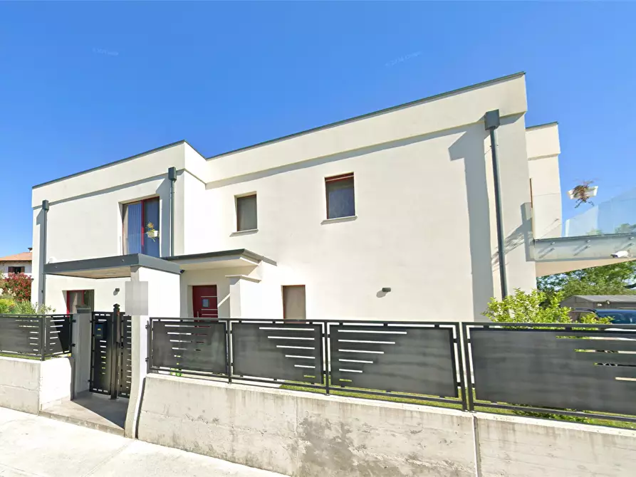 Immagine 12 di Casa bifamiliare in vendita  in Via San Vito a Ronchi Dei Legionari