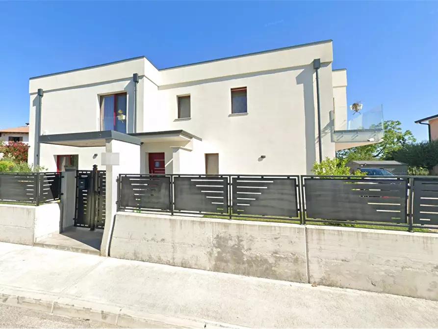 Immagine 14 di Casa bifamiliare in vendita  in Via San Vito a Ronchi Dei Legionari