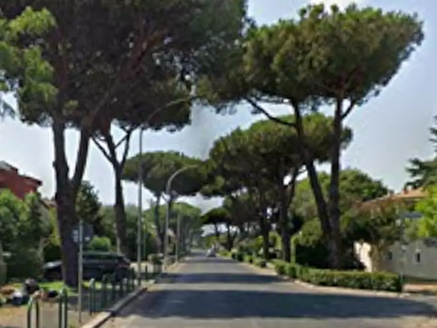 Immagine 2 di Porzione di casa in vendita  in Via Eschilo a Roma