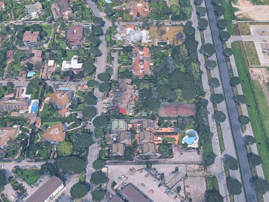 Immagine 4 di Porzione di casa in vendita  in Via Eschilo a Roma