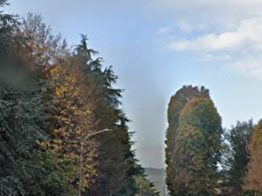 Immagine 8 di Magazzino in vendita  in via Alcide De Gasperi a Vedano Al Lambro