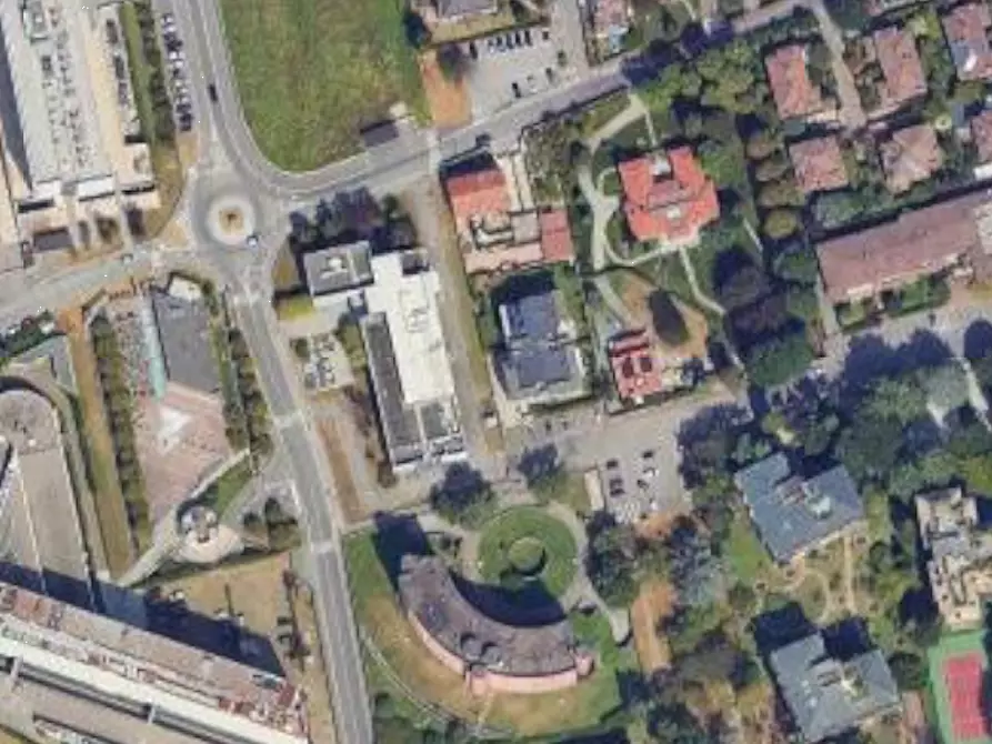 Immagine 2 di Posto auto in vendita  in Via Alcide De Gasperi a Vedano Al Lambro