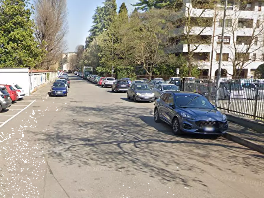 Immagine 10 di Posto auto in vendita  in Via Alcide De Gasperi a Vedano Al Lambro