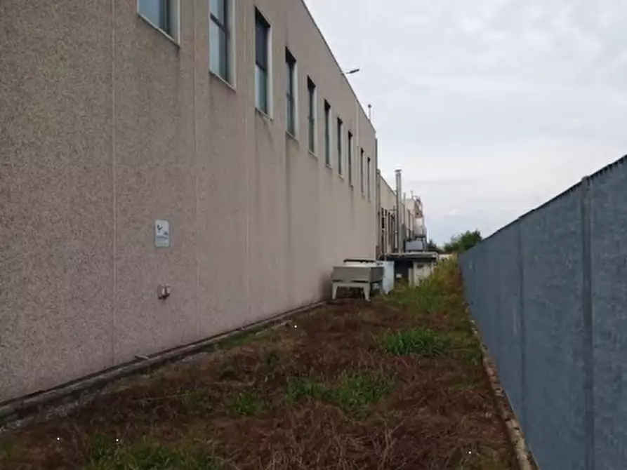 Immagine 8 di Capannone industriale in vendita  in Via S. Fiorano a Villasanta