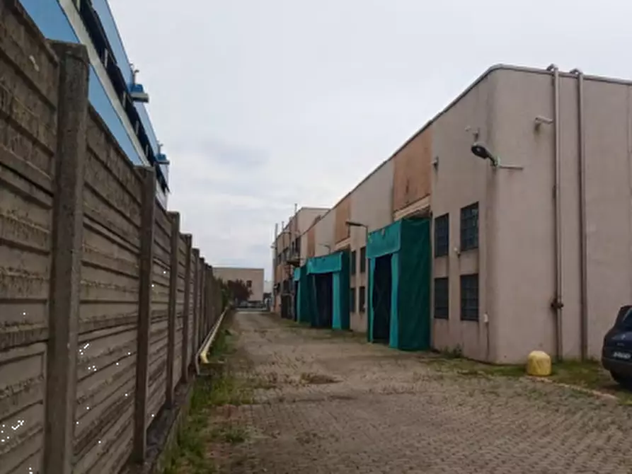 Immagine 13 di Capannone industriale in vendita  in Via S. Fiorano a Villasanta