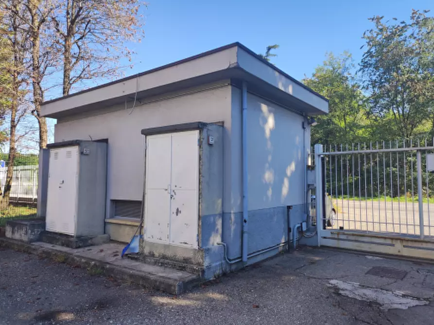 Immagine 7 di Capannone industriale in vendita  in Via Mario Albino Bonicalza a Cassano Magnago