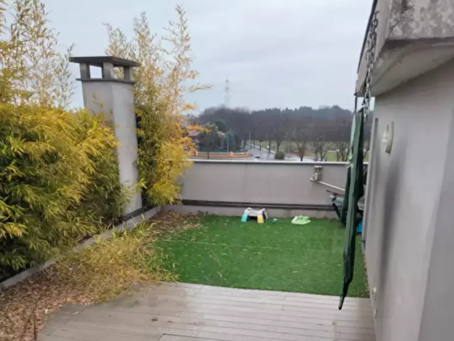 Immagine 6 di Appartamento in vendita  in Via Giuseppe Di Vittorio a Cerro Maggiore