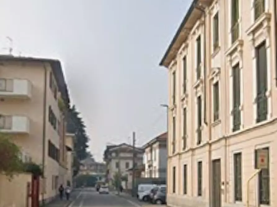 Immagine 2 di Garage in vendita  in Via Giacomo Frassi a Melegnano