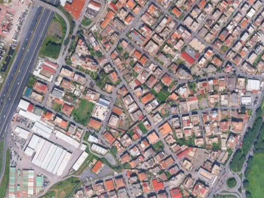 Immagine 16 di Appartamento in vendita  in Via Alberobello a Roma