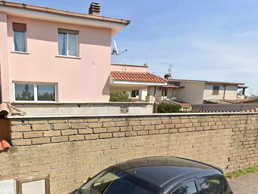 Immagine 12 di Villetta a schiera in vendita  in Via Erich Boehringer a Roma