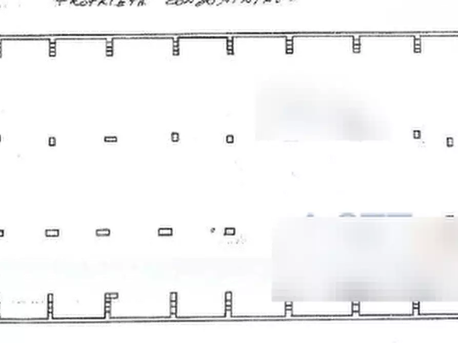 Immagine 10 di Garage in vendita  in Via Antonio Magarotto a Roma