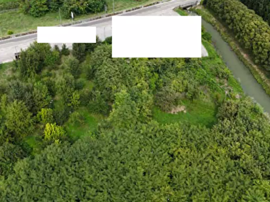 Immagine 8 di Terreno edificabile in vendita  in Viale Poggio Reale a Mantova