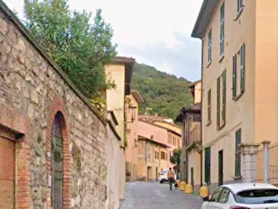 Immagine 7 di Appartamento in vendita  in Via Sant'Antonio a Calolziocorte