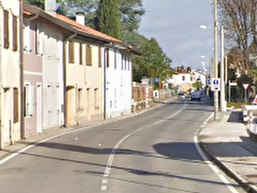 Immagine 6 di Negozio in vendita  in Via Venezia Giulia a Cormons