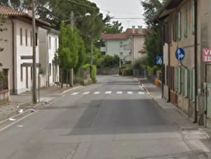 Immagine 7 di Negozio in vendita  in Via Venezia Giulia a Cormons