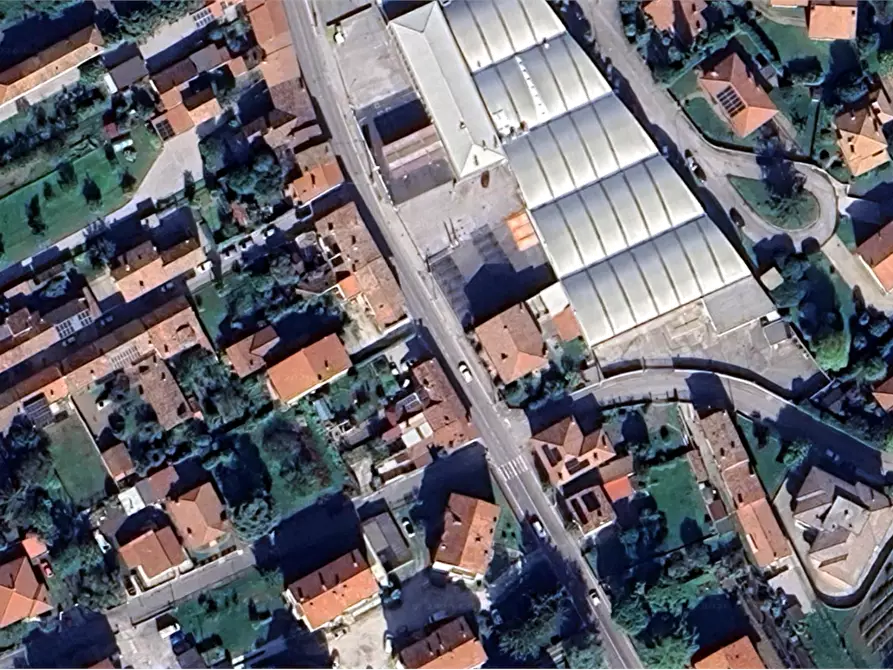 Immagine 8 di Negozio in vendita  in Via Venezia Giulia a Cormons