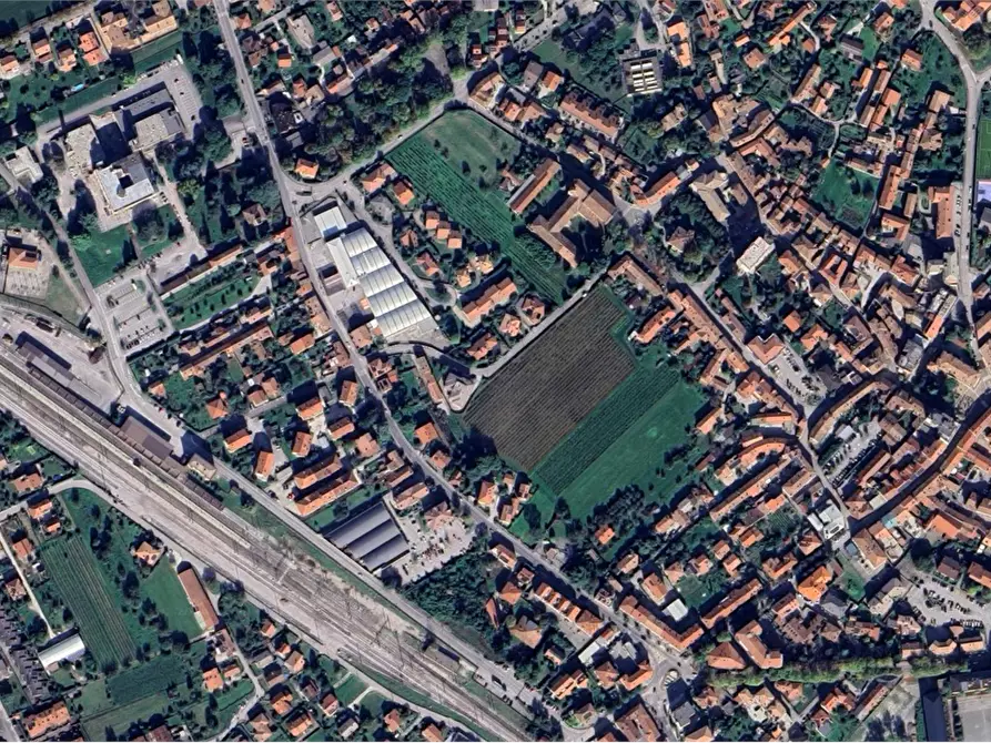 Immagine 9 di Negozio in vendita  in Via Venezia Giulia a Cormons