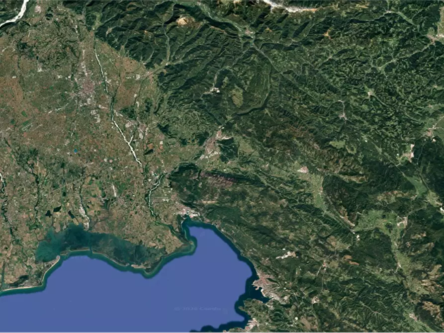 Immagine 14 di Negozio in vendita  in Via Venezia Giulia a Cormons