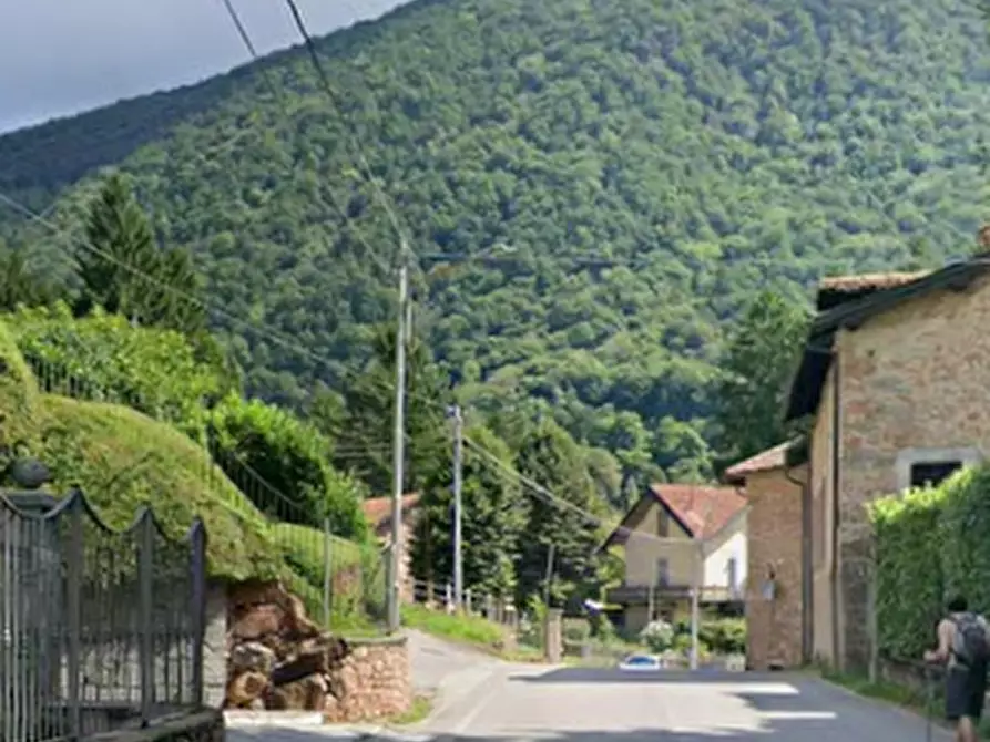 Immagine 11 di Terreno agricolo in vendita  in Località Valganna a Valganna