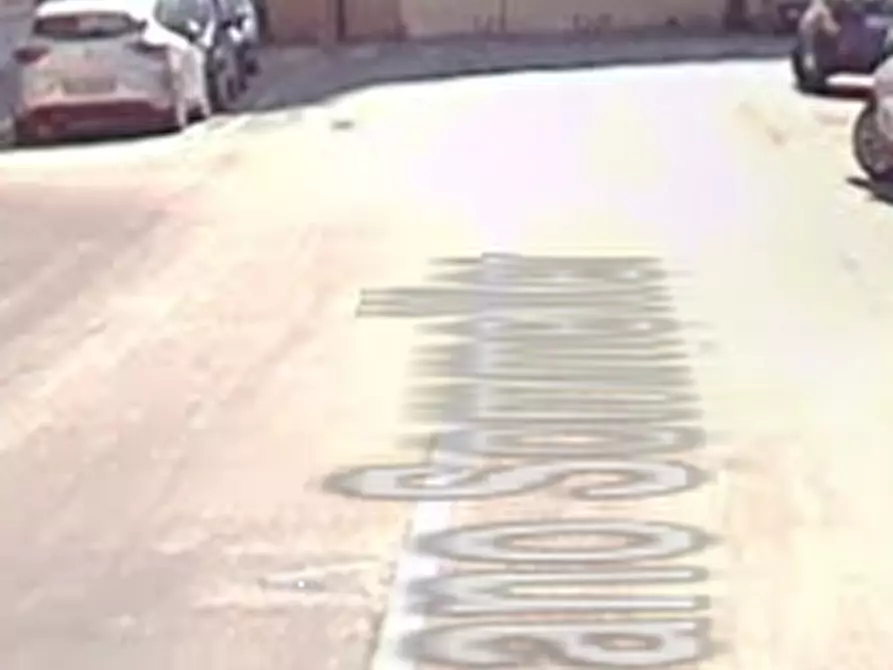 Immagine 7 di Magazzino in vendita  in Via Germano Sommeiller a Roma