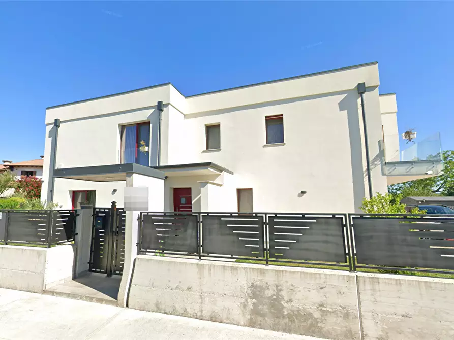 Immagine 6 di Casa bifamiliare in vendita  in Via San Vito a Ronchi Dei Legionari