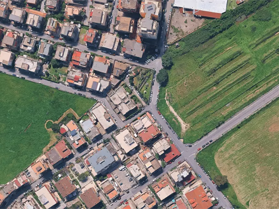 Immagine 13 di Appartamento in vendita  in Via Merope a Roma