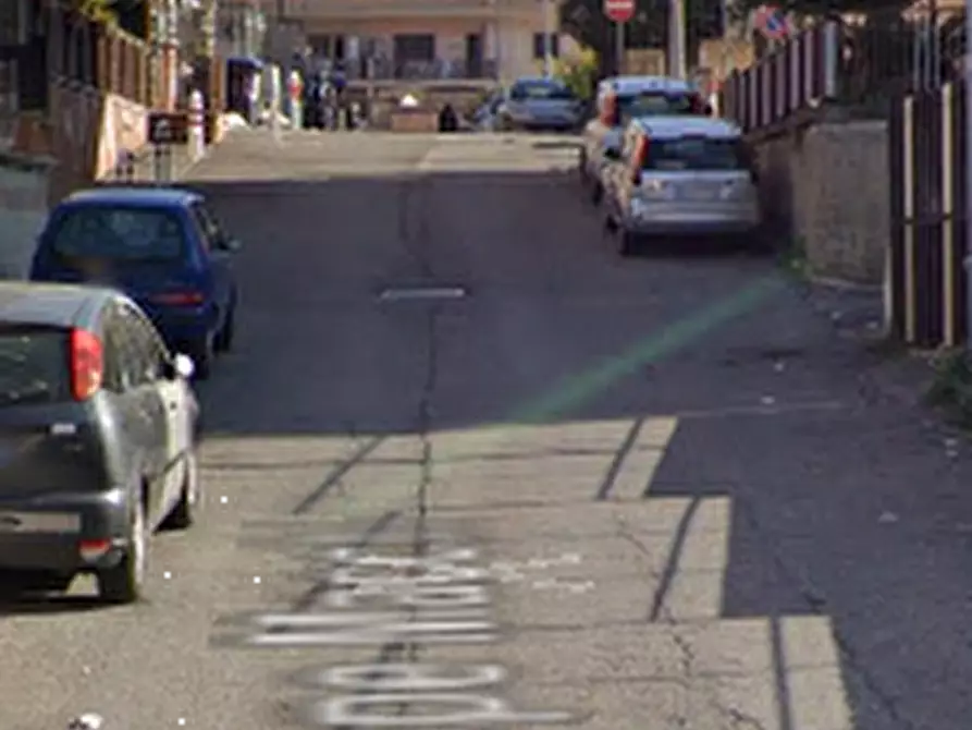 Immagine 14 di Porzione di villa in vendita  in Via Giuseppe Macchi  a Roma