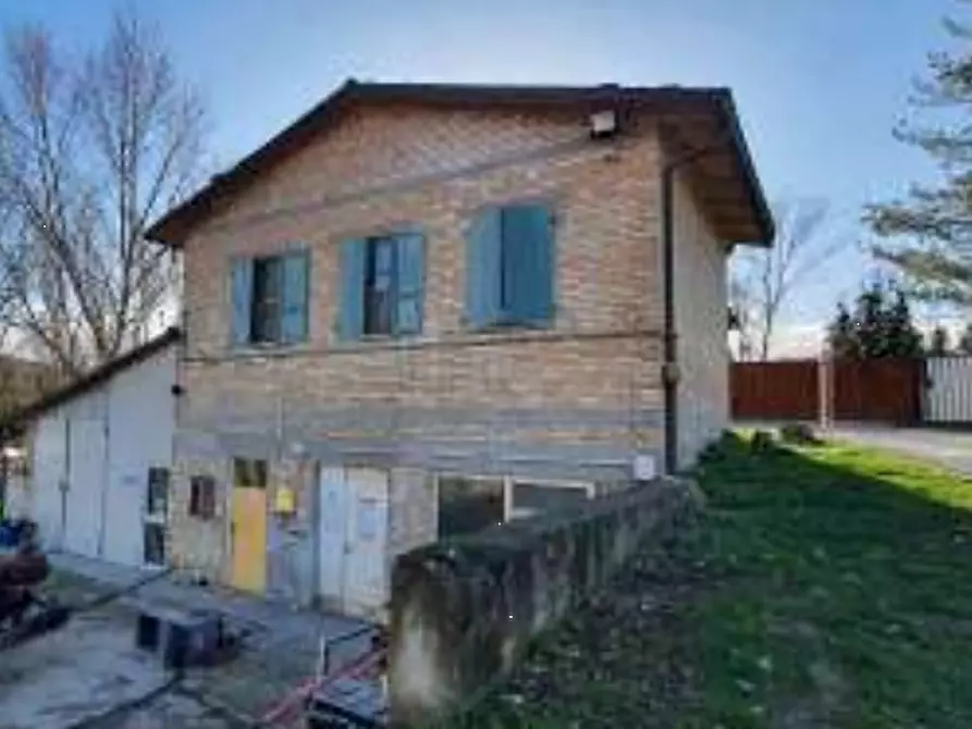 Immagine 5 di Stabile in vendita  in Via del Molino  a Castrocaro Terme E Terra Del Sole